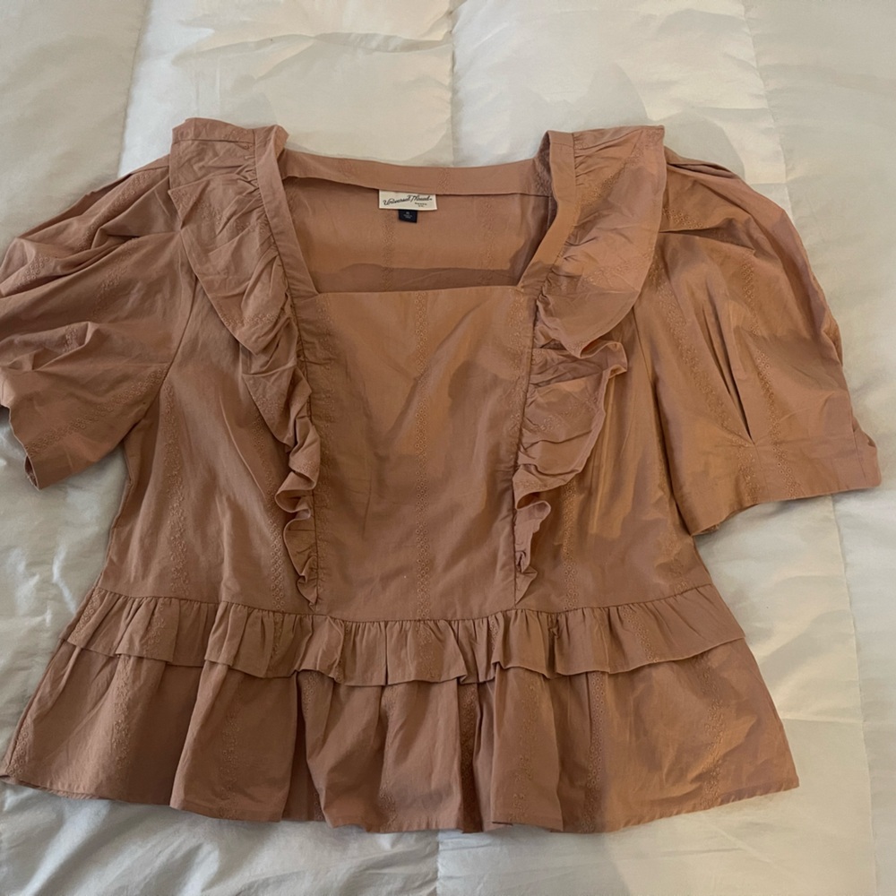Universal Thread Blouse. New without tags.